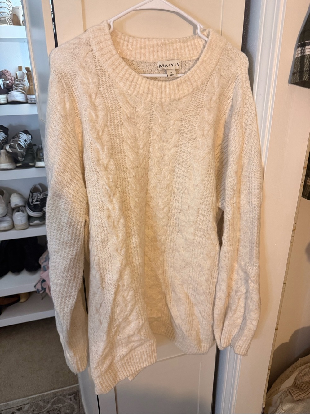 Ava & Viv Cream Cable-Knit Crewneck Sweater
